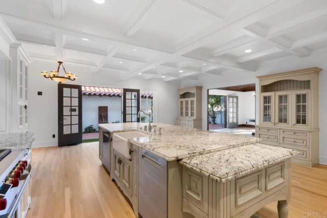 1015 Alameda Boulevard, Coronado, CA 92118