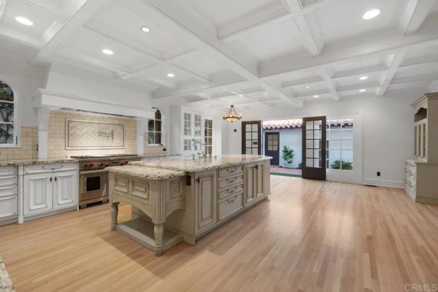 1015 Alameda Boulevard, Coronado, CA 92118
