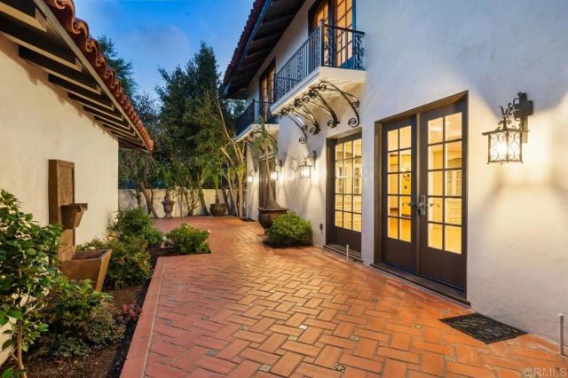 1015 Alameda Boulevard, Coronado, CA 92118