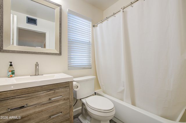 1653 N SAGUARO Street, Chandler, AZ 85224