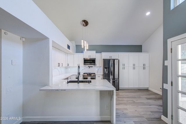 1653 N SAGUARO Street, Chandler, AZ 85224