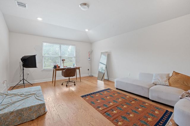 104 Majestic Arroyo WAY, Lakeway, TX 78738