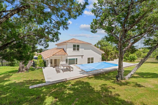 104 Majestic Arroyo WAY, Lakeway, TX 78738