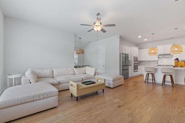 104 Majestic Arroyo WAY, Lakeway, TX 78738