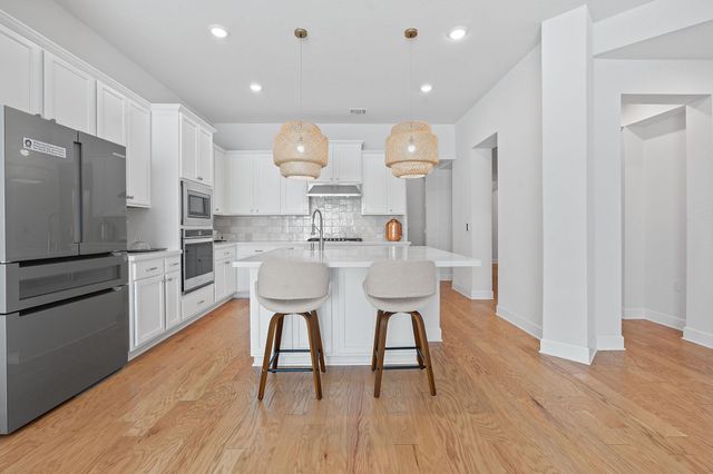 104 Majestic Arroyo WAY, Lakeway, TX 78738