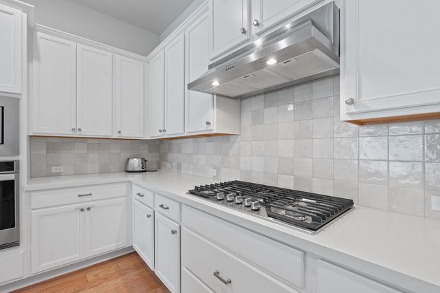 104 Majestic Arroyo WAY, Lakeway, TX 78738