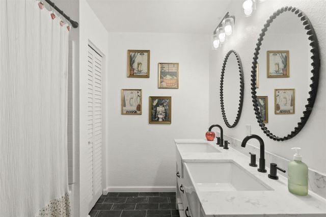 312 HOLLOW OAK COURT, Spring Hill, FL 34609