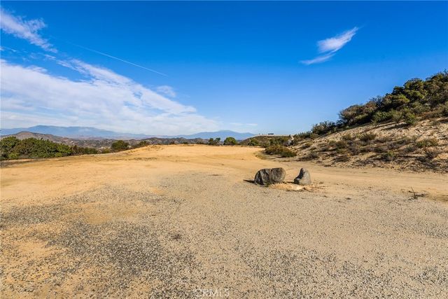 28 Via Vista Grande, Murrieta, CA 92652