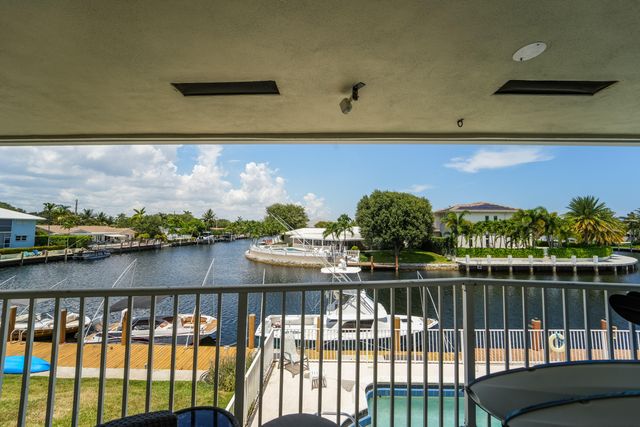 2311 NE 36th Street NE 2G, Lighthouse Point, FL 33064