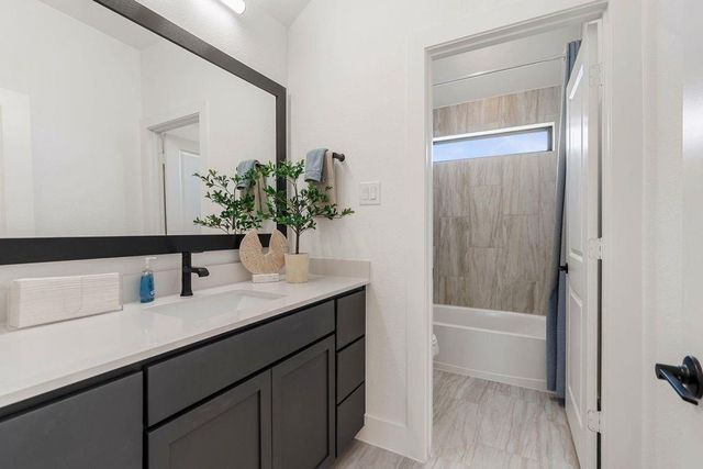 2517 Barton Creek Trail, Friendswood, TX 77546