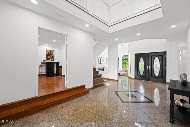 3851 4th Avenue, Glendale, CA 91214