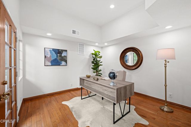 3851 4th Avenue, Glendale, CA 91214