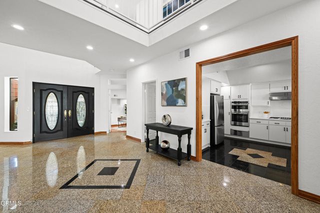 3851 4th Avenue, Glendale, CA 91214