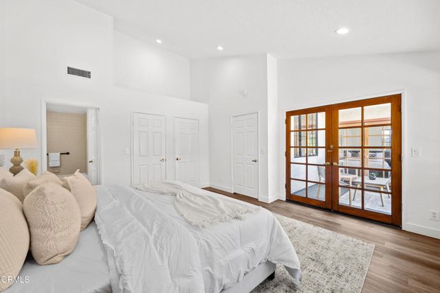 3851 4th Avenue, Glendale, CA 91214