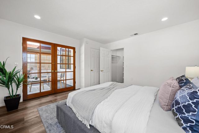 3851 4th Avenue, Glendale, CA 91214