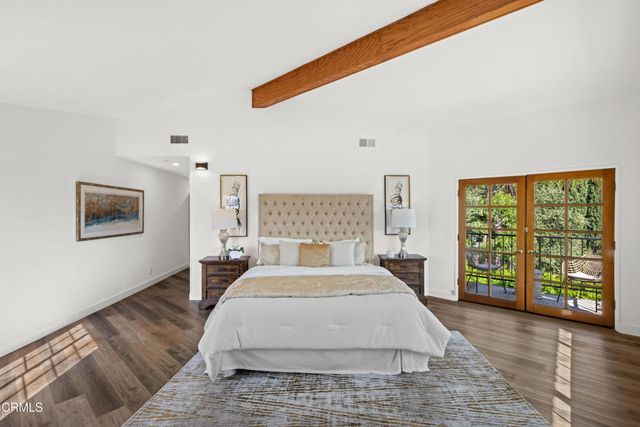 3851 4th Avenue, Glendale, CA 91214