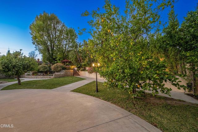 3851 4th Avenue, Glendale, CA 91214