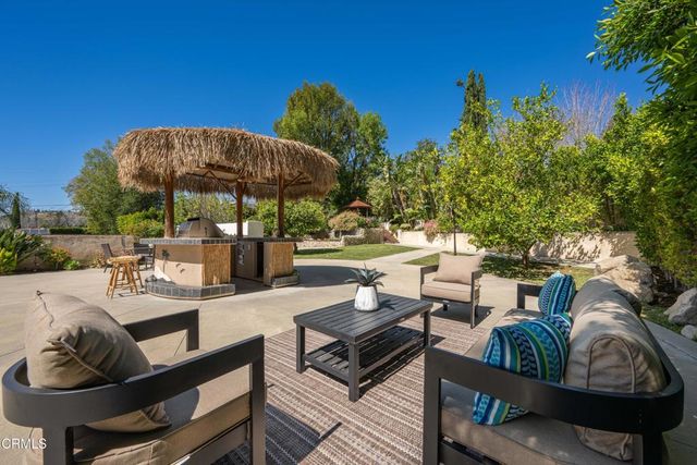 3851 4th Avenue, Glendale, CA 91214