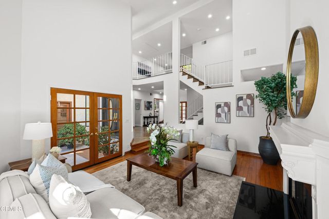 3851 4th Avenue, Glendale, CA 91214