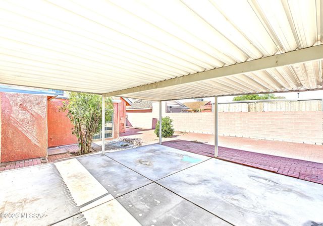 5655 S Cedar Breaks Drive, Tucson, AZ 85706