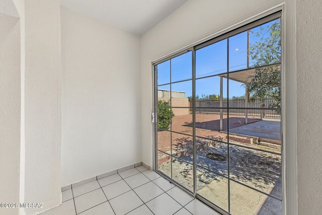 5655 S Cedar Breaks Drive, Tucson, AZ 85706