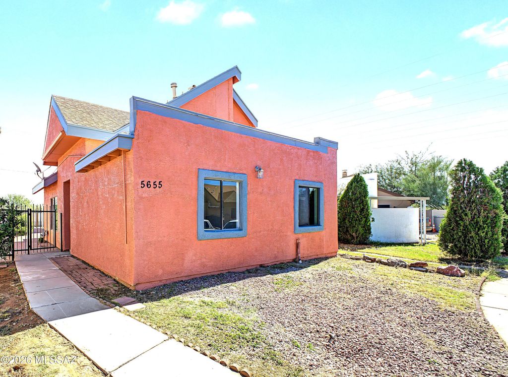 5655 S Cedar Breaks Drive, Tucson, AZ 85706