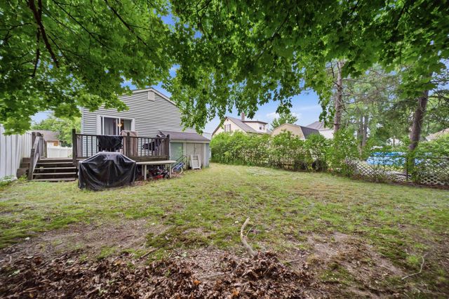 28 New Dunstable Road, Nashua, NH 03060