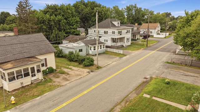 28 New Dunstable Road, Nashua, NH 03060