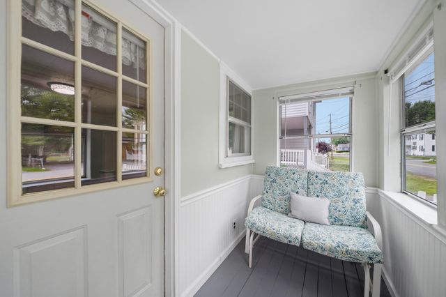 28 New Dunstable Road, Nashua, NH 03060
