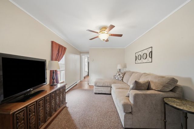28 New Dunstable Road, Nashua, NH 03060