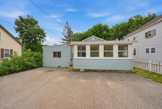 28 New Dunstable Road, Nashua, NH 03060