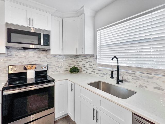 1008 37TH STREET W, Bradenton, FL 34205