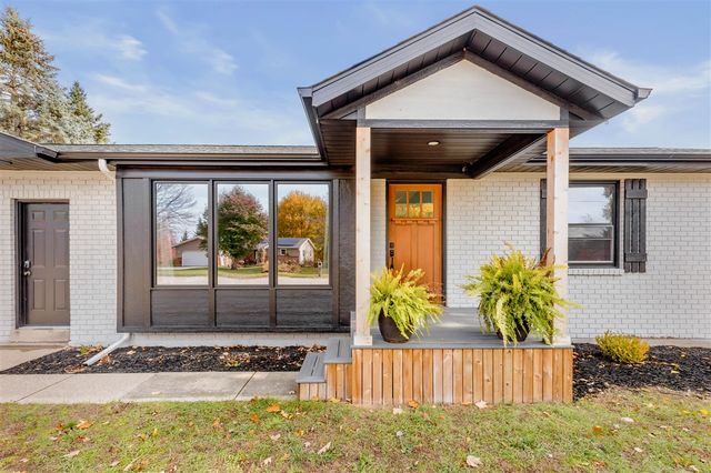 2754 Fairbrook Drive, Jenison, MI 49428