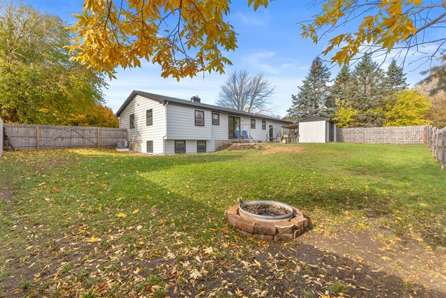 2754 Fairbrook Drive, Jenison, MI 49428