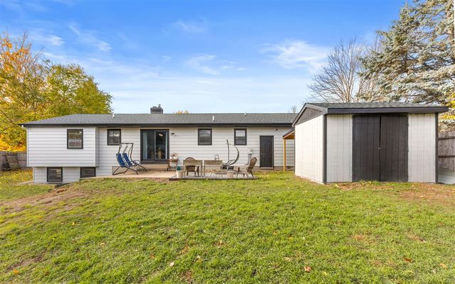 2754 Fairbrook Drive, Jenison, MI 49428