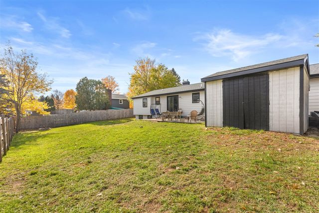 2754 Fairbrook Drive, Jenison, MI 49428