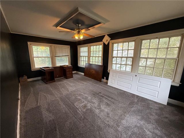 1922 Main Street, Lexington, MO 64067