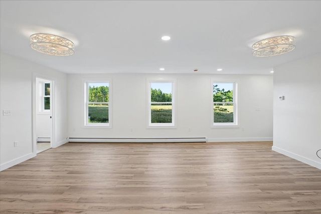 725 Route 129, Loudon, NH 03307