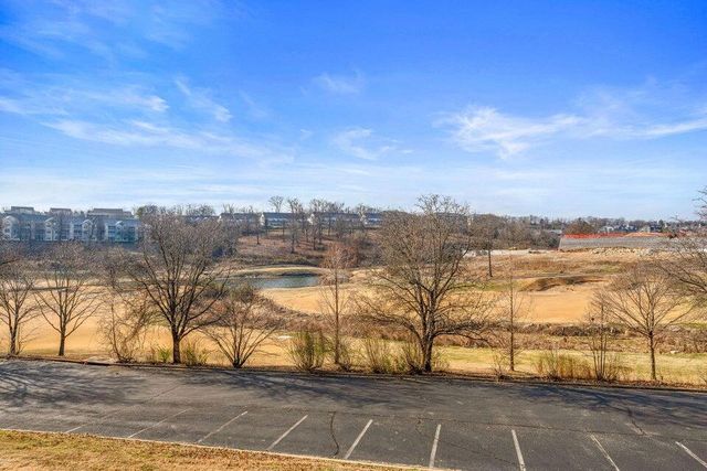 2700 Green Mountain Drive, 6-1, Branson, MO 65616
