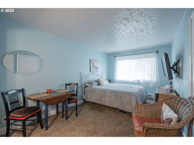 48988 S Hwy 101 130, Neskowin, OR 97149