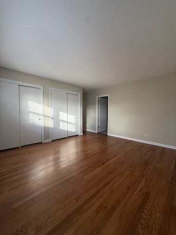 527 W Eastman Street 1c, Arlington Heights, IL 60005