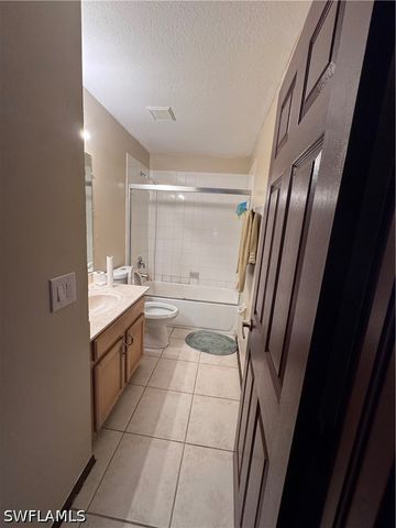 7675 Meadow Lakes dr 1203, Naples, FL 34104