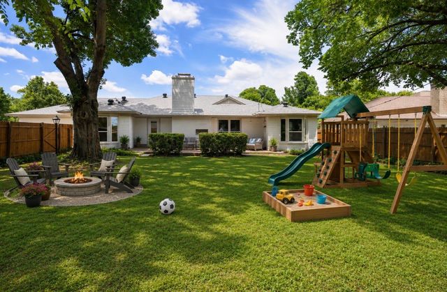 706 W Five Mile Parkway, Dallas, TX 75224