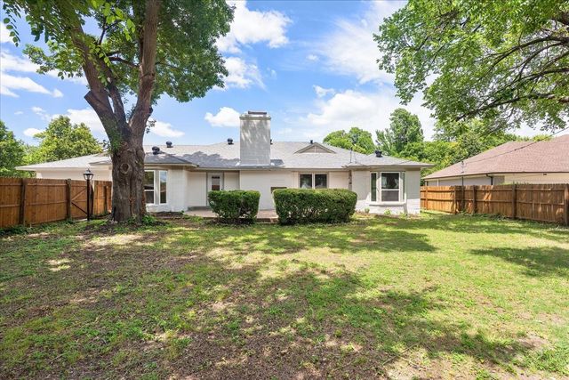 706 W Five Mile Parkway, Dallas, TX 75224