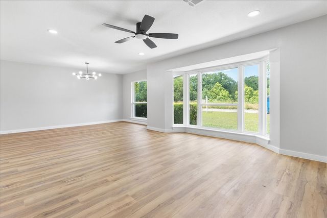 706 W Five Mile Parkway, Dallas, TX 75224