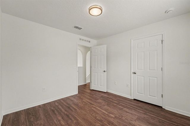 2007 ELMHURST LANE, Mascotte, FL 34753