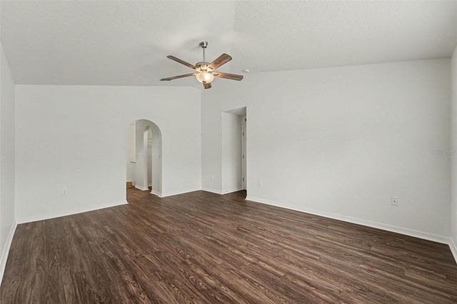 2007 ELMHURST LANE, Mascotte, FL 34753