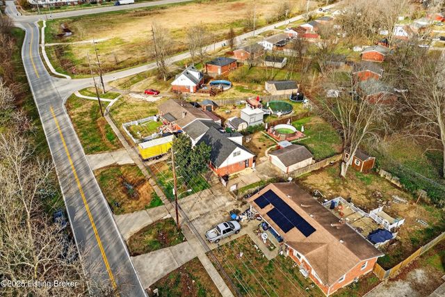 7019 Ashby Ln Ln, Louisville, KY 40272