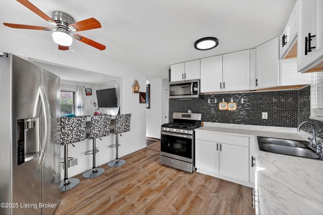 7019 Ashby Ln Ln, Louisville, KY 40272