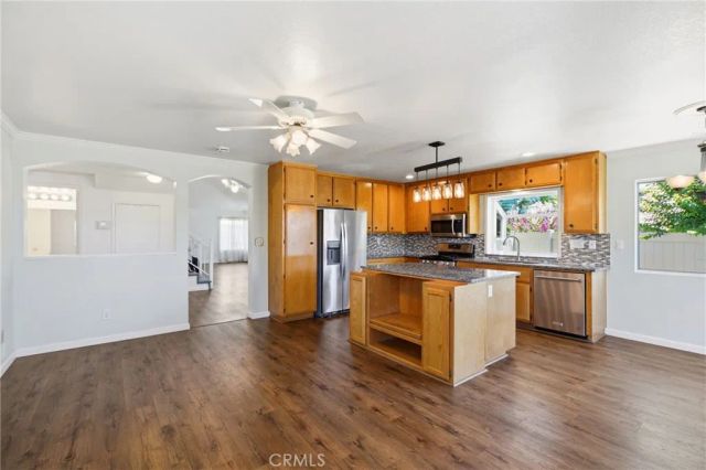 886 OAKLAND HILLS, Banning, CA 92220